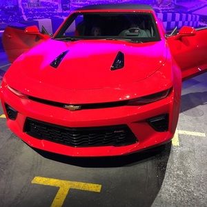 Meet your Posher, Thomas